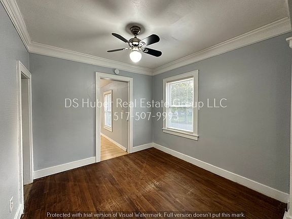 3rd image of 1443 Roselawn Ave