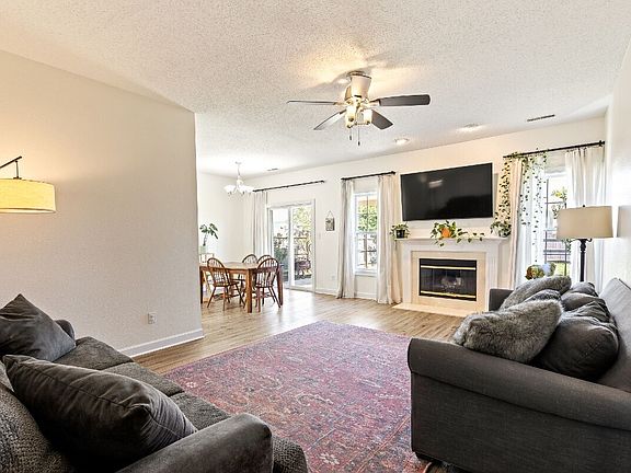 3rd image of 5323 Brassie Dr