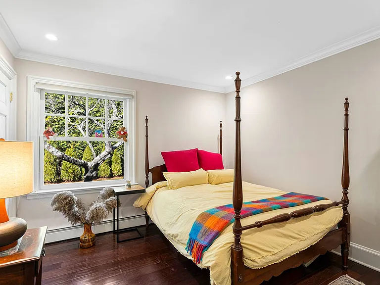 Meadowgrass Ln — Photo 11