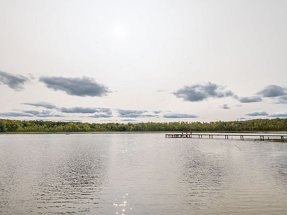 3rd image of 251 Beach Dr