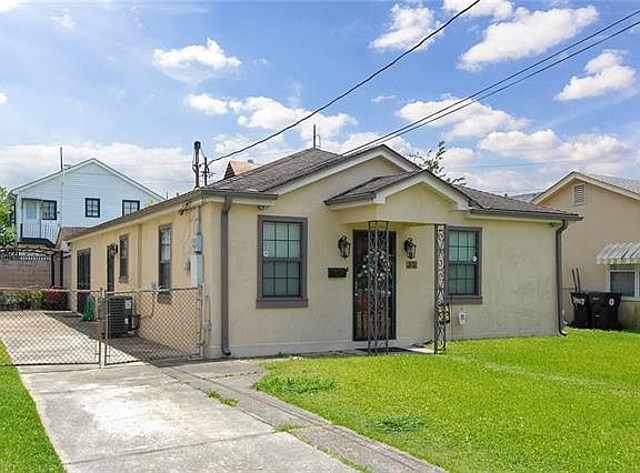 2nd image of 3411 Camphor St