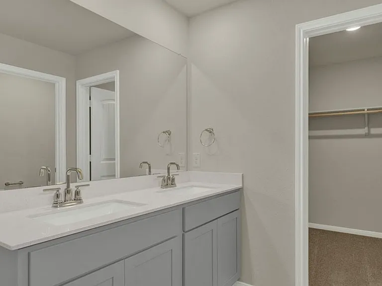325 Darwin Pl — Photo 15