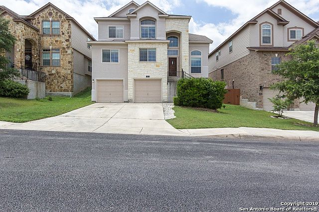 1st image of 331 Chloe Hts