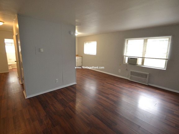 3rd image of 6330 Montgomery Rd APT 6