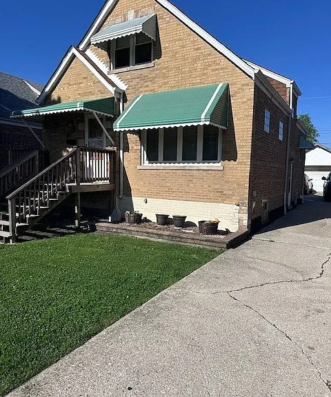 5224 S Rutherford Ave — Photo 2