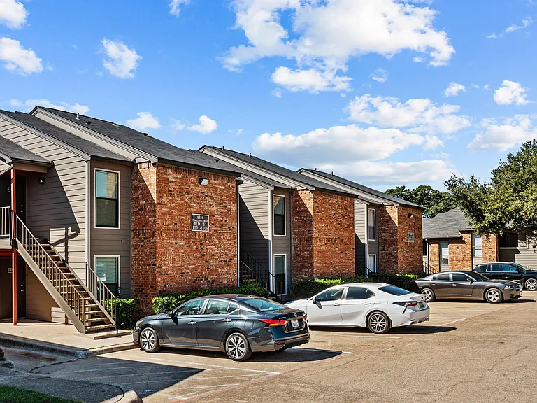 Kennington Apartments — Photo 29