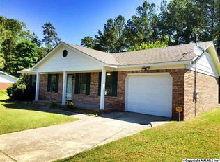 192 Peachtree Rd, Hartselle, AL 35640