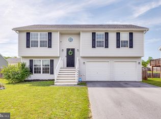 23 Job Rd, Inwood, WV 25428