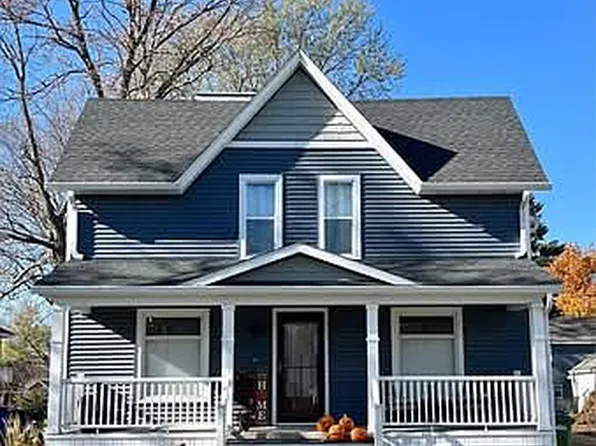 519 2nd St NW, Waverly, IA 50677
