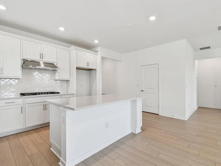 6741 Michael Favor Way — Photo 3