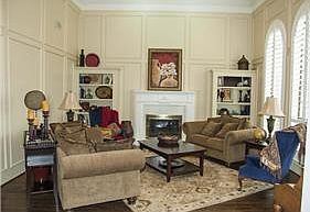 2nd image of 205 Coyote Ct