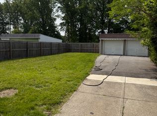 21574 Ivan Ave, Euclid, OH 44123