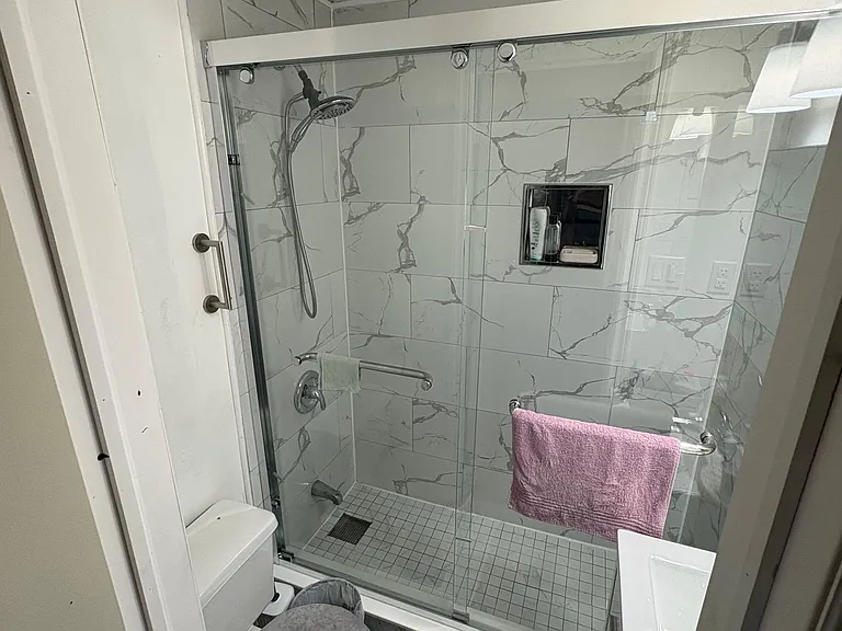 45 Hansen Rd E — Photo 10