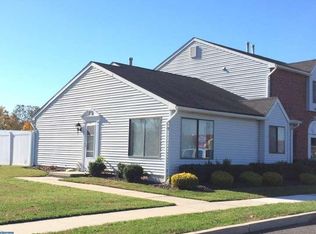 61 Jamestown Blvd, Hammonton, NJ 08037