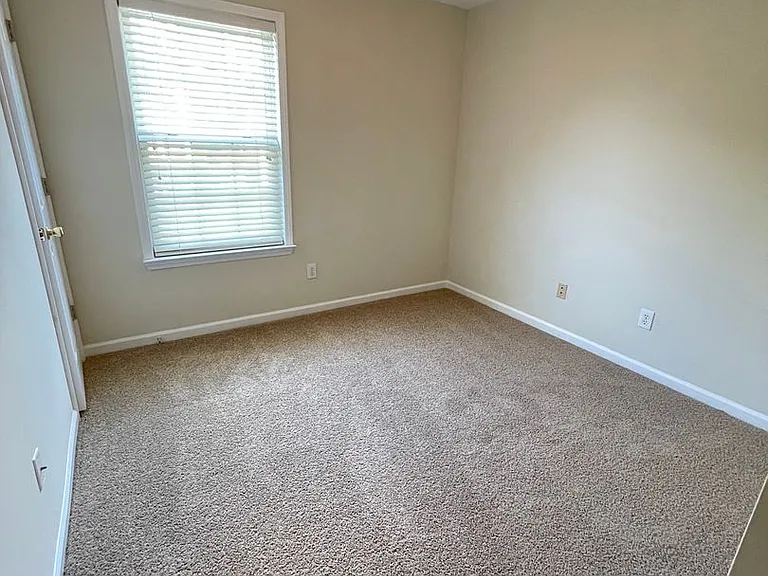 606 Ascott Way — Photo 20