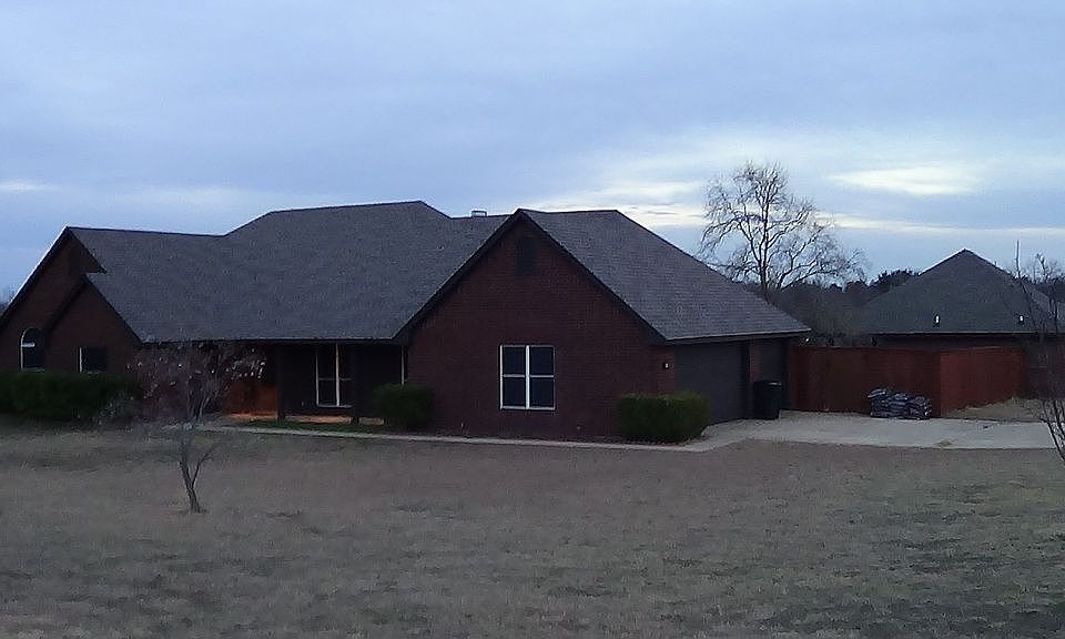 1st image of 1604 Ashford Ln