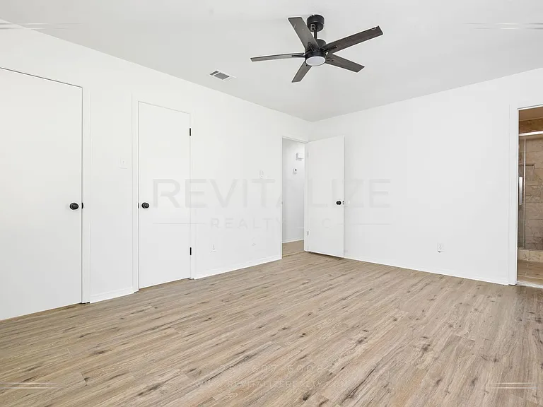 5812 Hanging Moss Ct — Photo 24