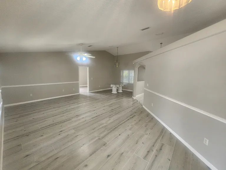 15 Prince Walter Ln — Photo 5