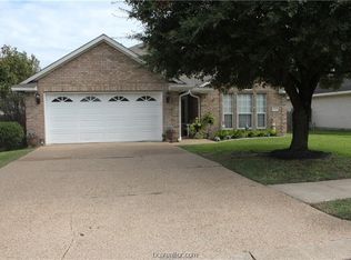 3737 Chantal Cir, College Station, TX 77845