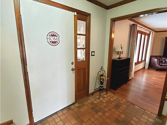 5th image of 5968 Oak Hill East Dr