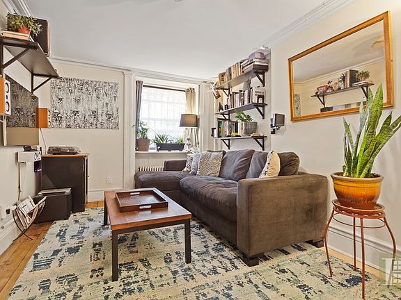 2nd image of 50 Wyckoff St #1