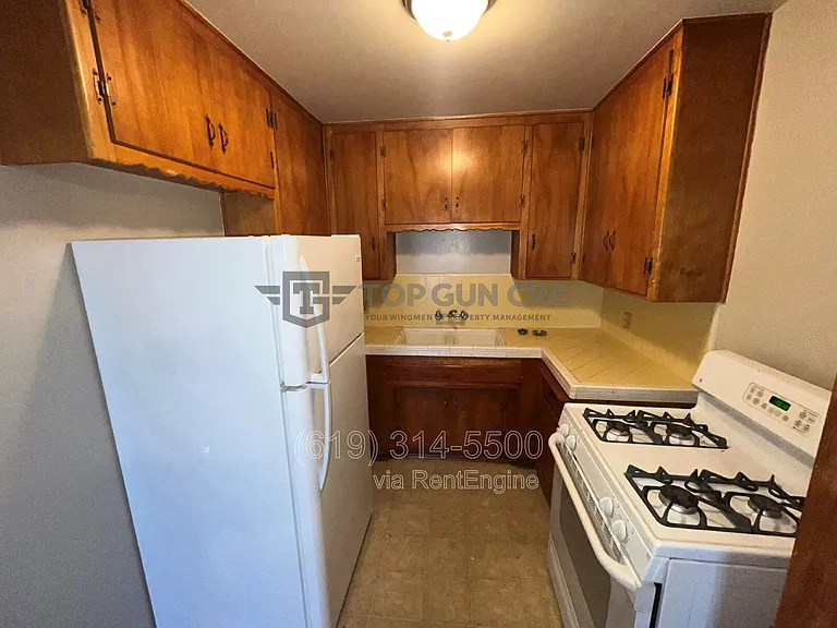 157 Glover Ave #C — Photo 2