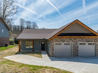 1076 Traders Walk, Johnson City, TN 37601