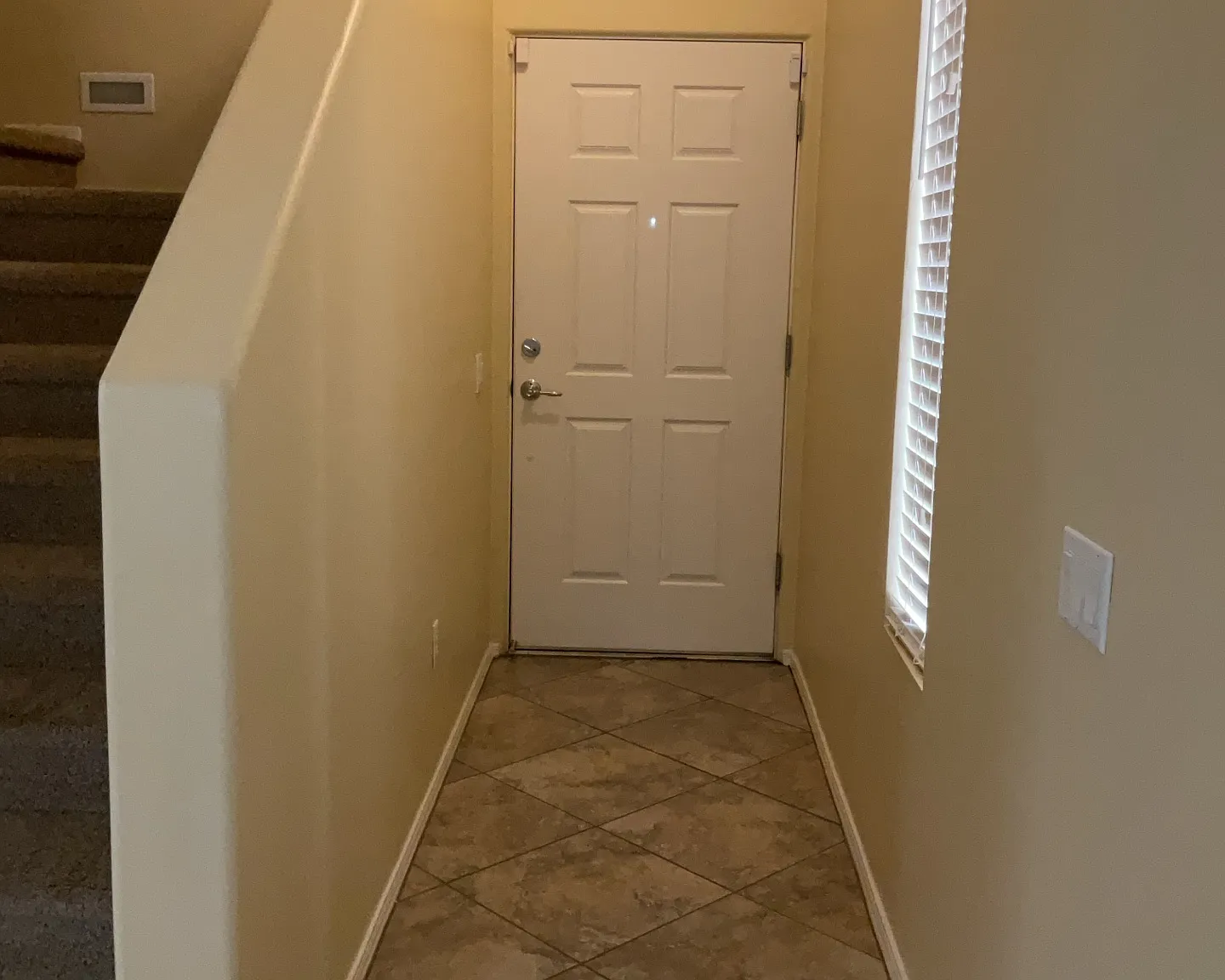 $1795-3br/2.5 ba — Photo 3