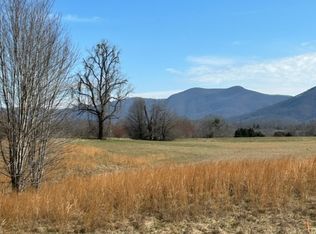 17 Sutton Cv #II, Hiawassee, GA 30546