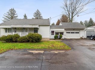 1910 Elmwood Rd, Lansing, MI 48917