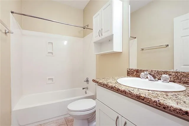 6346 Milne Blvd — Photo 9