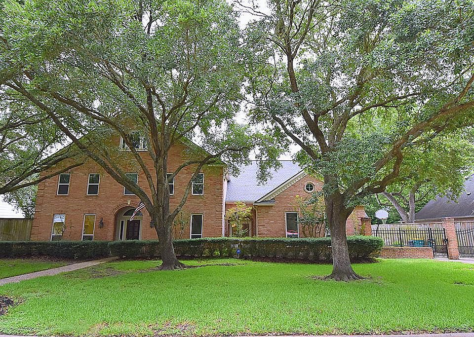 1st image of 1619 Kings Castle Dr