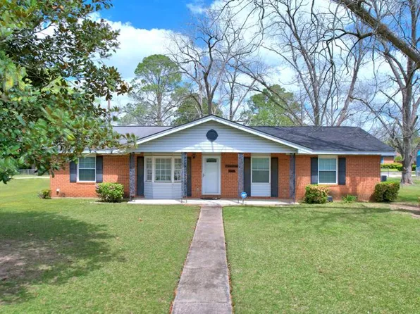 2109 Techwood Dr, Albany, GA 31707