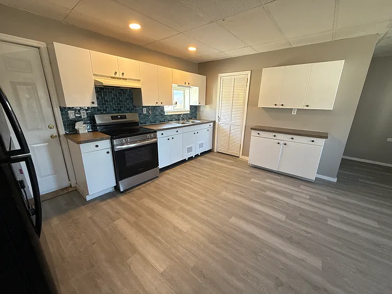 1695 Garfield Rd — Photo 10