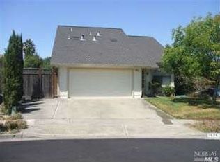 1676 Scarlet Pl, Santa Rosa, CA 95403