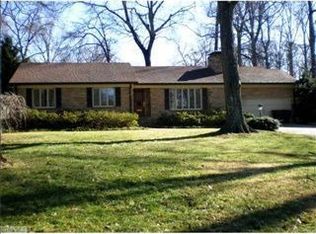 112 W Brentwood Rd, Greensboro, NC 27403