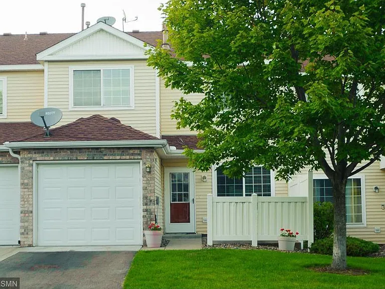 15751 Fjord Ave — Photo 6