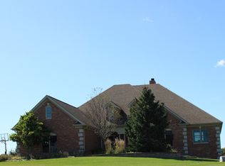 37666 N Fairfield Rd, Lake Villa, IL 60046