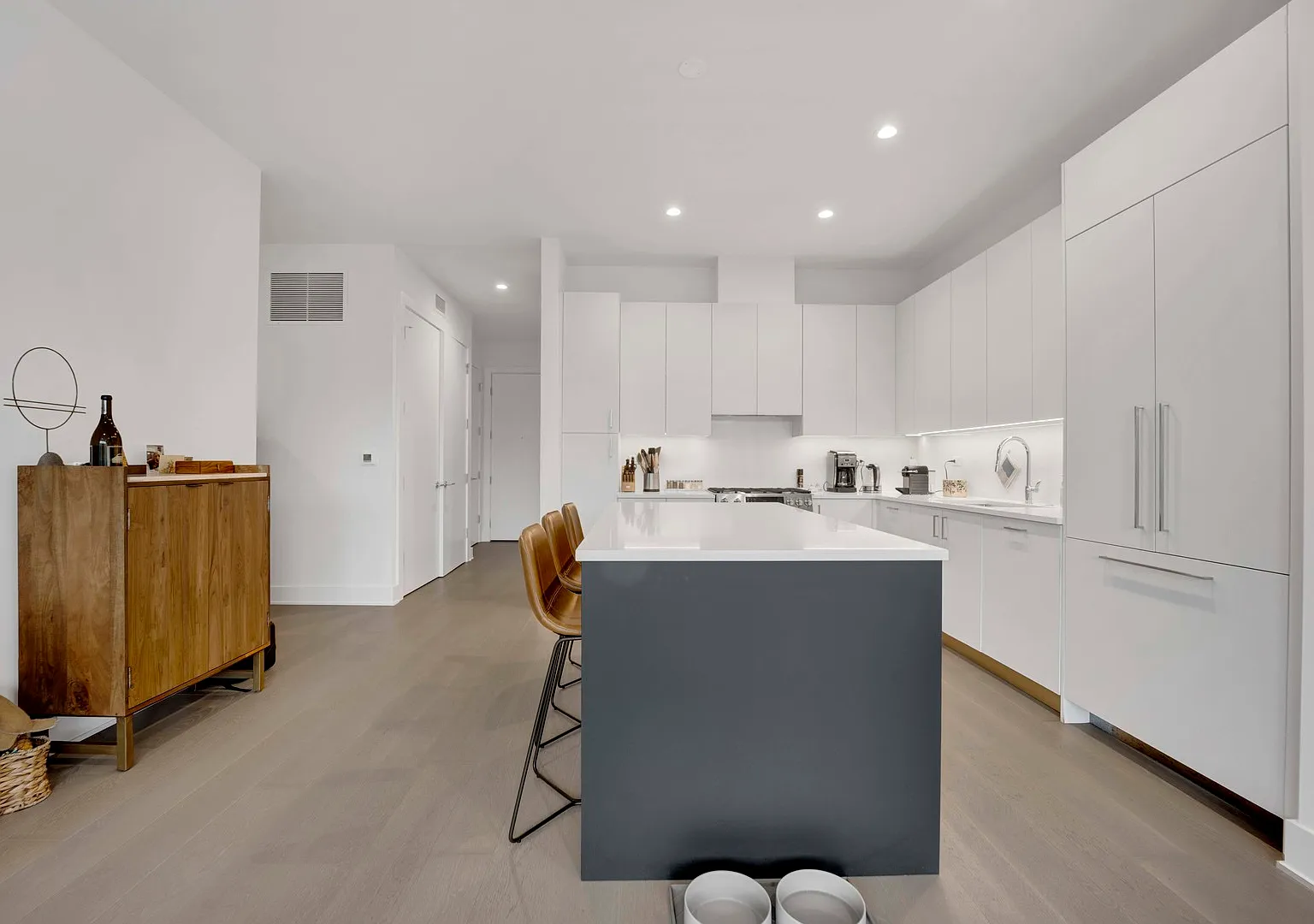 2 bed, 1438 sqft, $4,150 — Photo 4