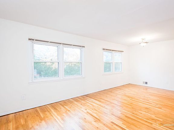 5th image of 1597 209th St #1
