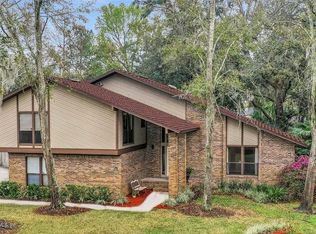 3431 Hidden Lake Dr E, Jacksonville, FL 32216