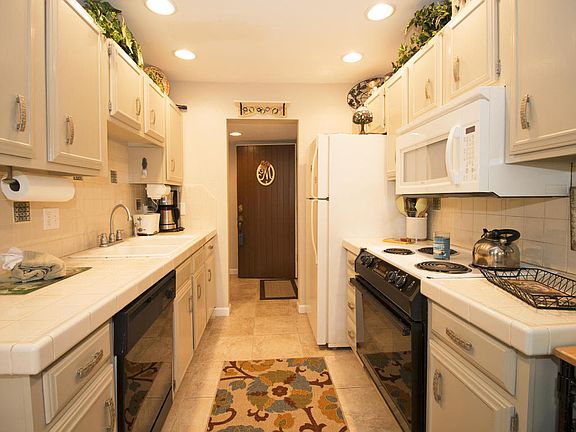 3rd image of 432 N Driftwood Bay Unit 95D