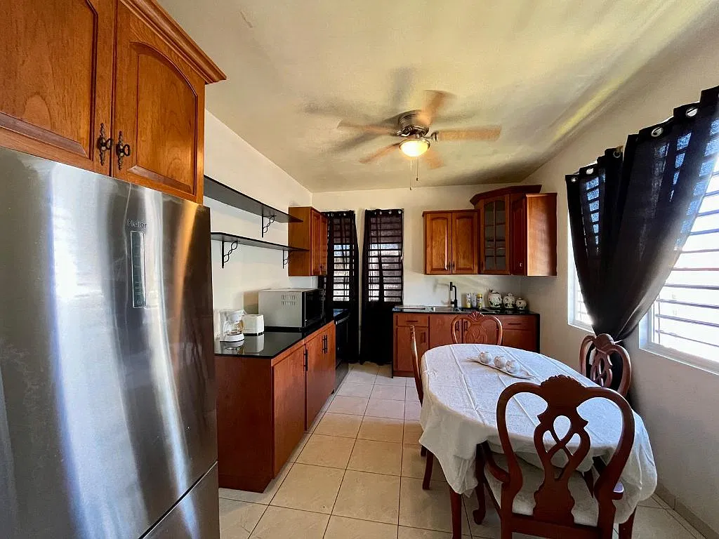 2 bed, 1.0 bath, 1200 sqft, $1,100 — Photo 3