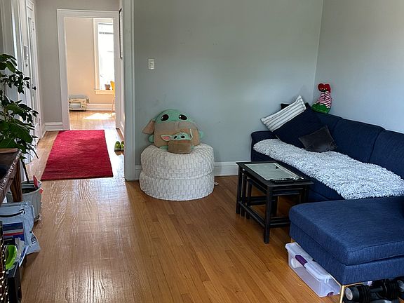 5th image of 7433 N Seeley Ave APT 3