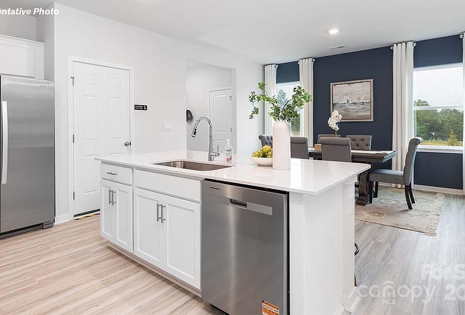 12036 Zazu Way, Charlotte, NC 28215 | Zillow