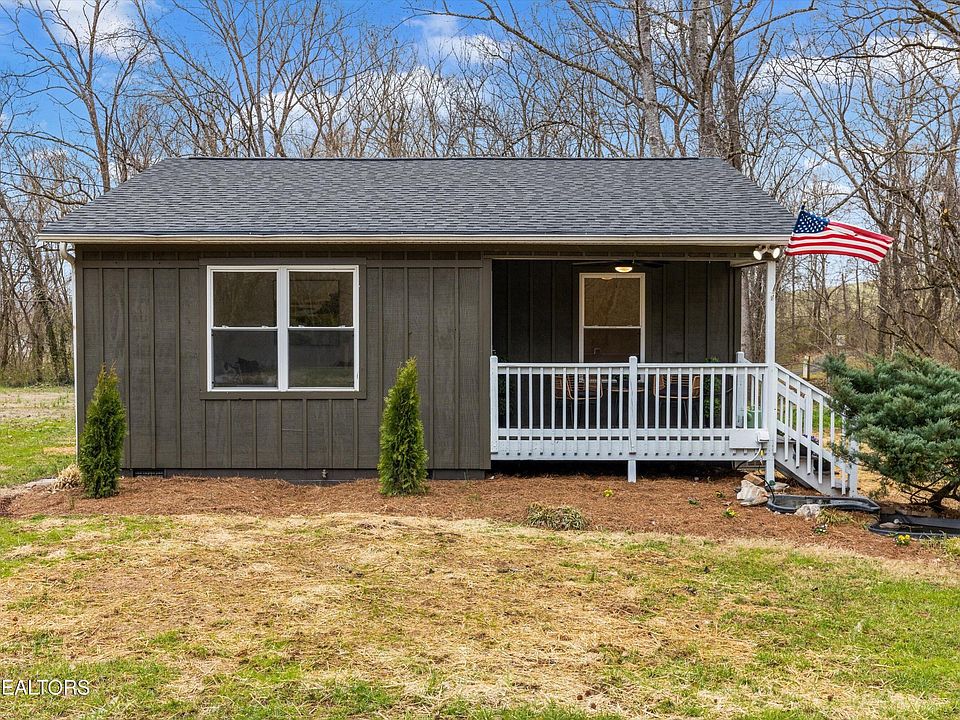 1st image of 3129 McClure Ln