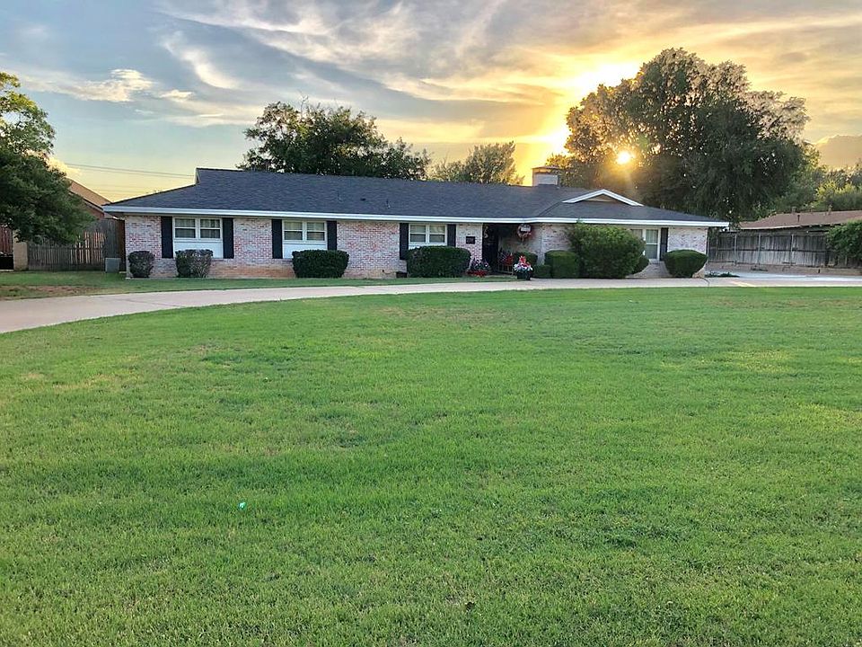 1st image of 2741 Palo Verde Dr