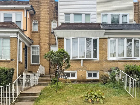 2432 N 78th Ave, Philadelphia, PA 19150