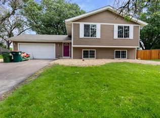 9469 Tyler St NE, Blaine, MN 55434