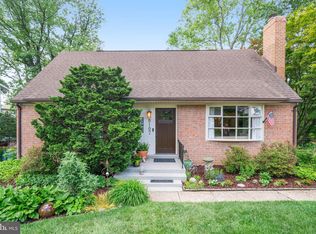 8107 Springfield Village Dr, Springfield, VA 22152